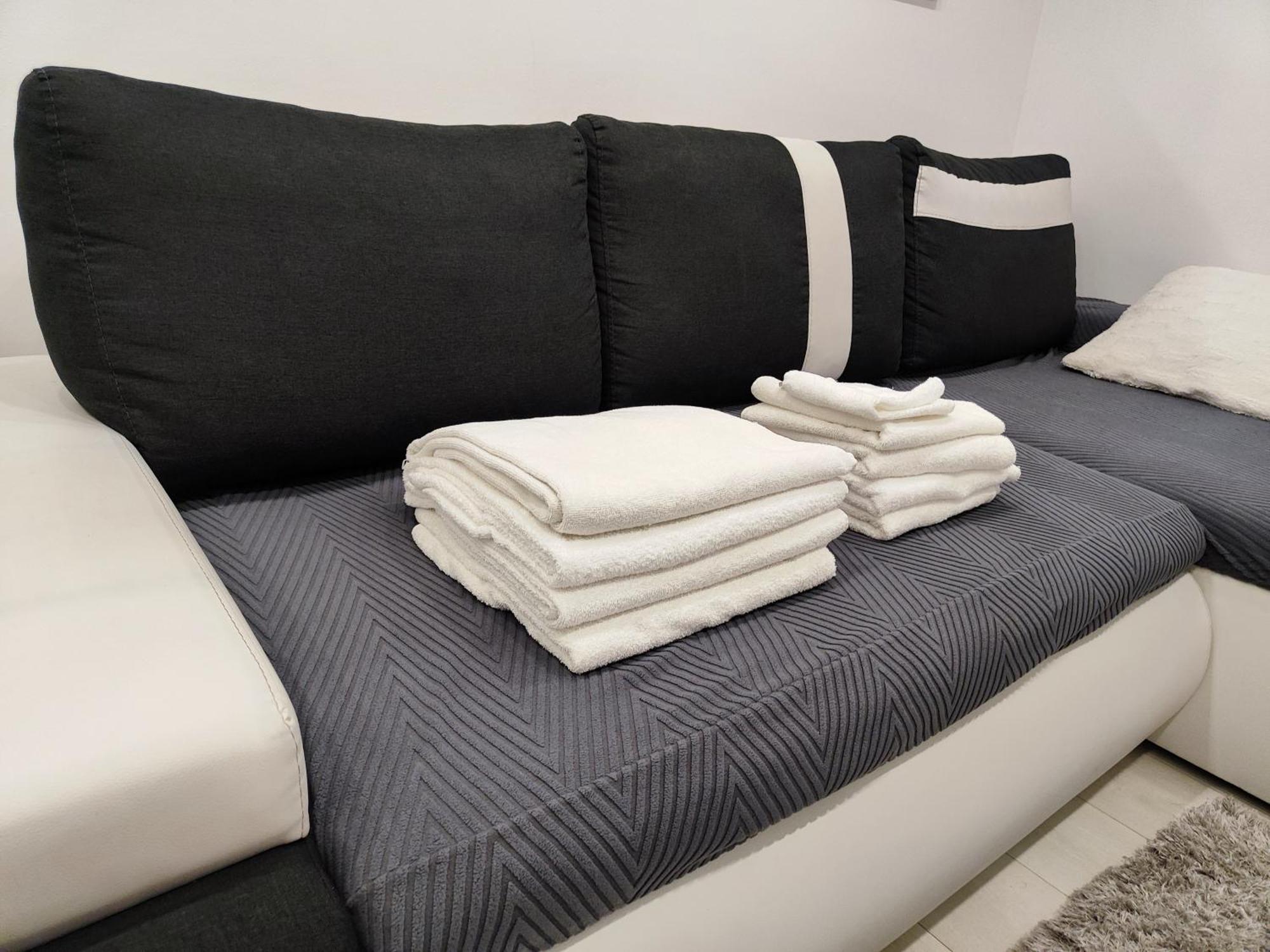 Apartmán Isabella Apartment, 80m2 With Ac